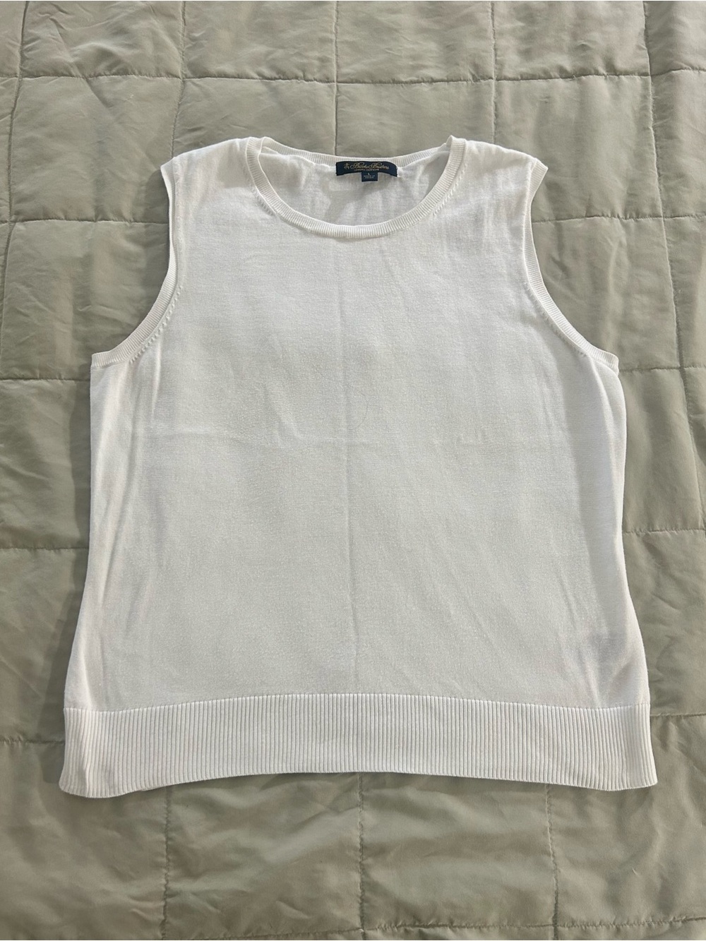 Brooks Brothers White 100% Supima Cotton Sleeveless Blouse Top, Women’s Large